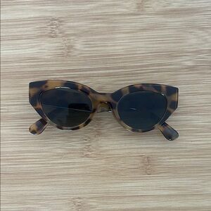 Tortoise Shell Cat-Eye Sunglasses
